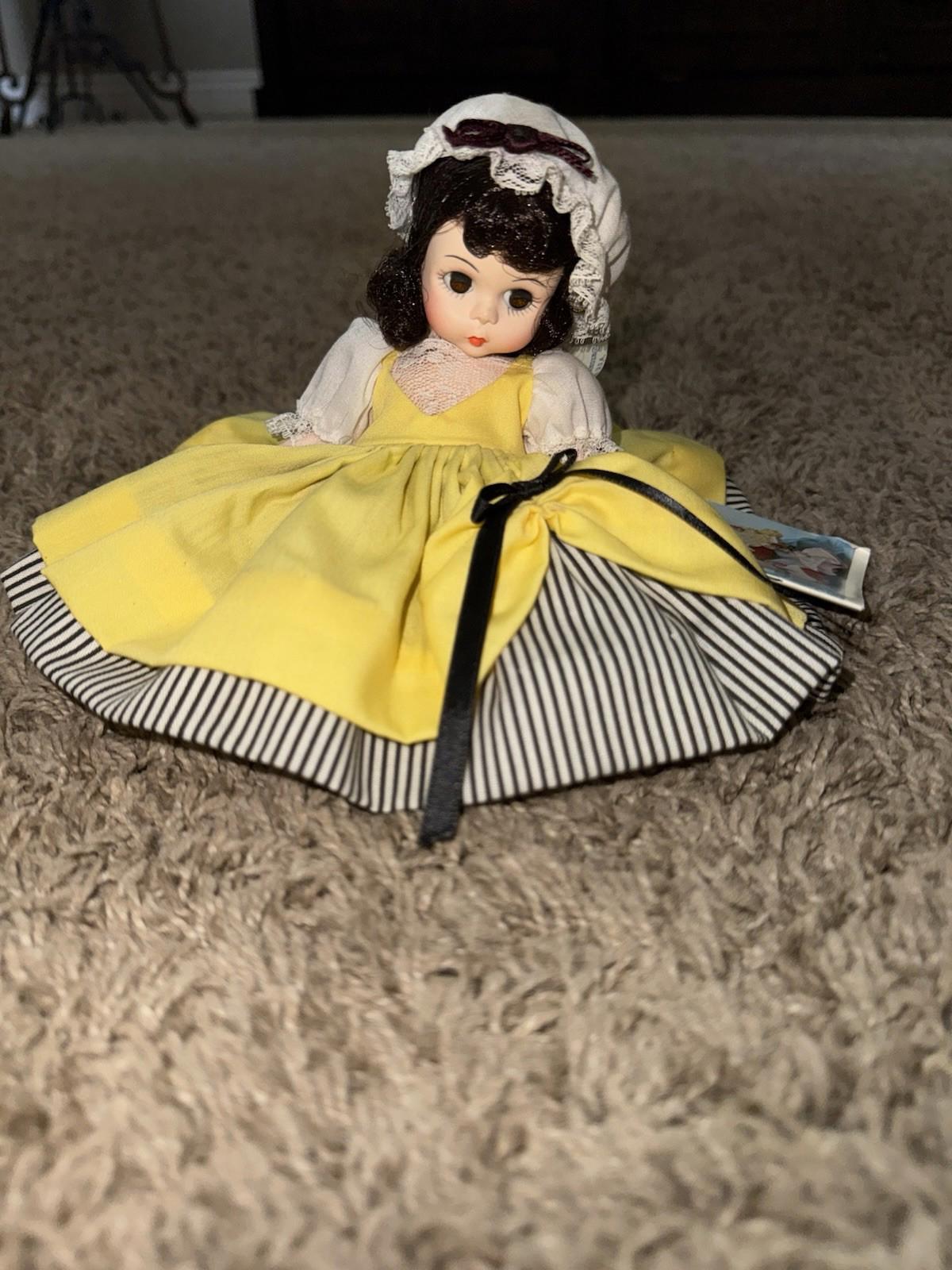 Vintage Madame Alexander Dolls Lot Collection of 5 some with tags - 8”