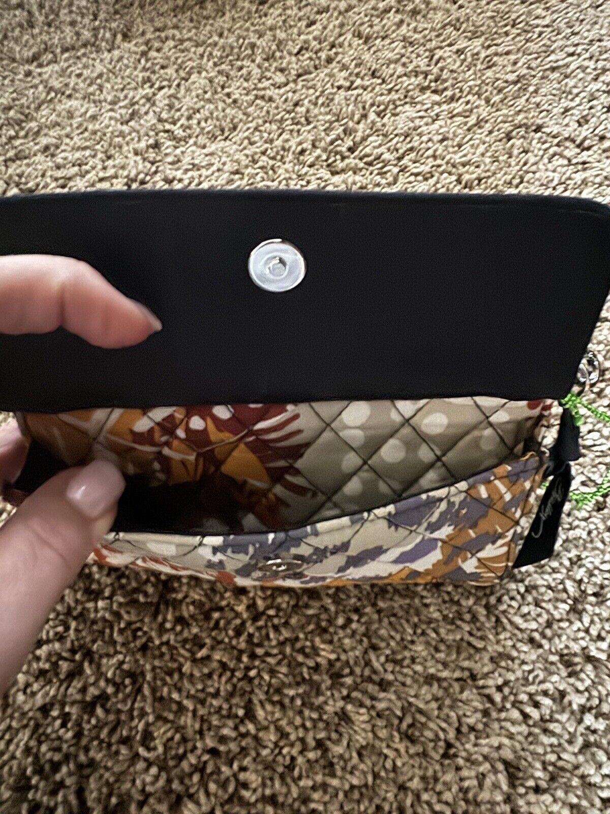 Vera Bradley  Little Crossbody in Painted Feathers . Retired print. NWOT