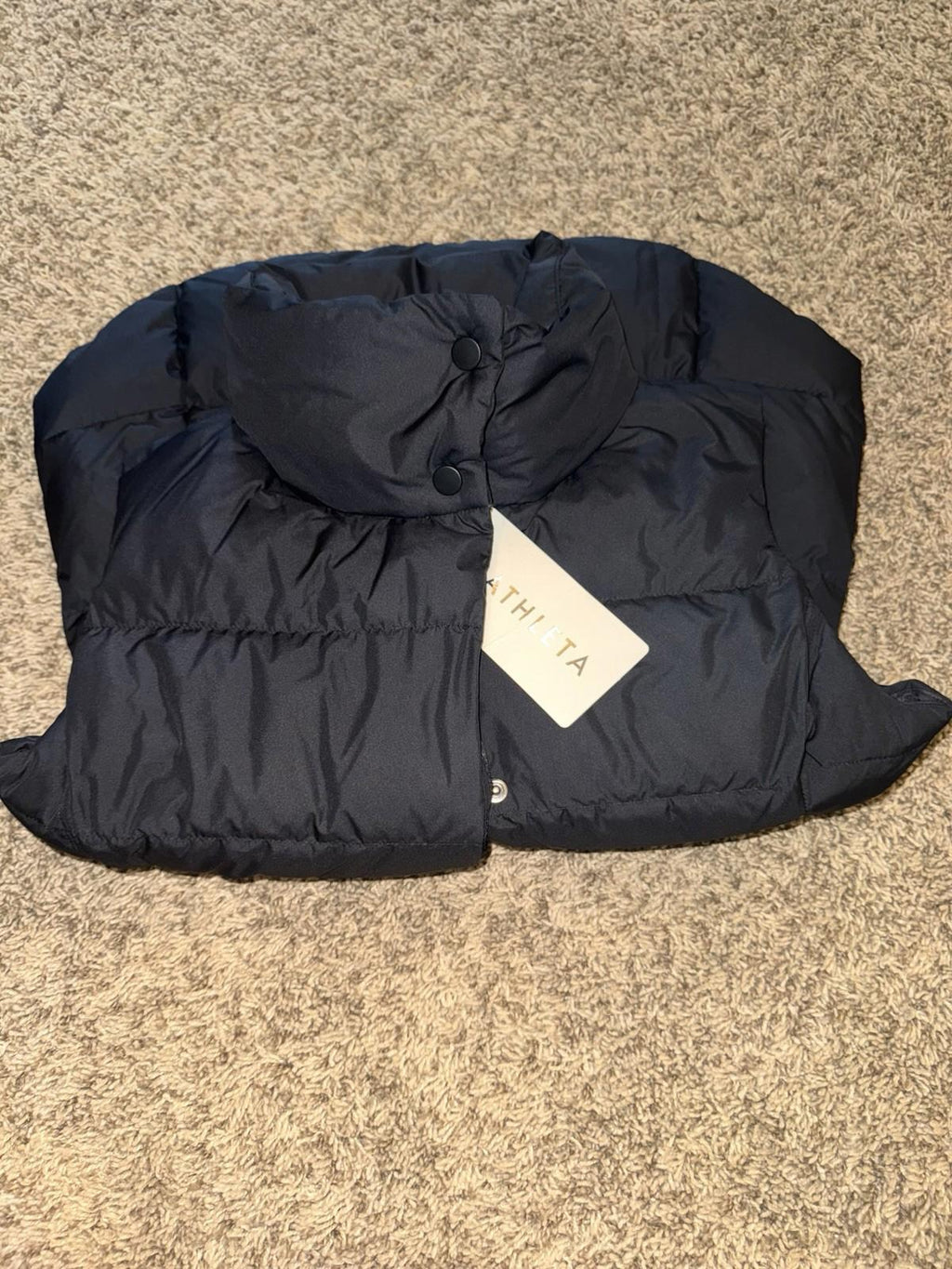 ATHLETA Women’s Downtown Gilet Puffer Vest Size XS Black NEW! Sold out online!