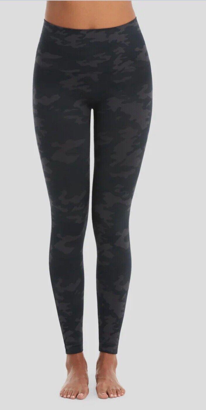 Spanx Look at me Now Leggings Womens M Blue Camouflage Compression Pants NEW!