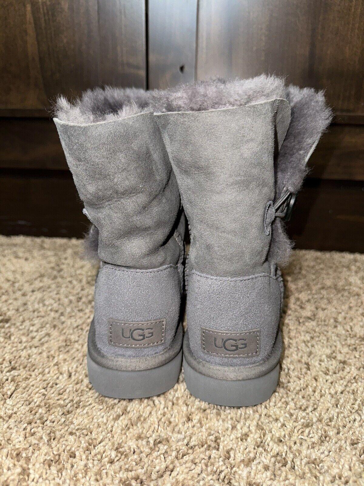 NEW! UGG Women Bailey Button II Boots Sz 5 1016226 NWOB