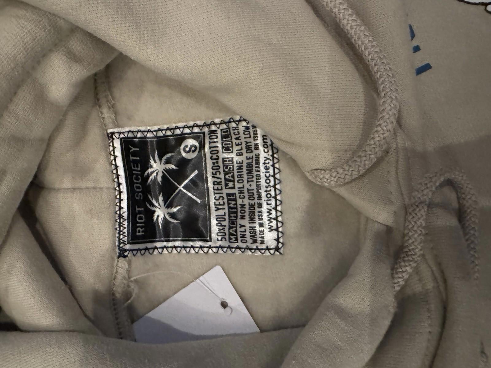 NEW Riot Society PEANUTS SNOOPY'S FIGHT CLUB WOMENS HOODIE Small NWOT