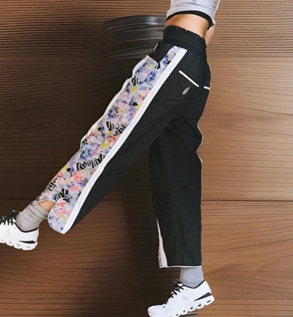 FP Movement Champ Is Here Printed Pants Black Floral Womens XS Track Pants NEW!