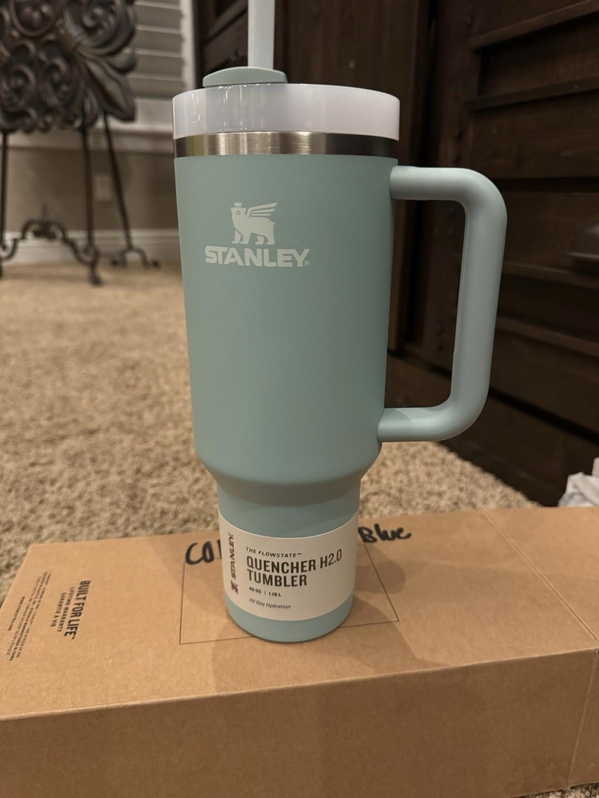 STANLEY The Flowstate Quencher H2.0 Tumbler 40 oz Seafoam NEW! Sold out color!