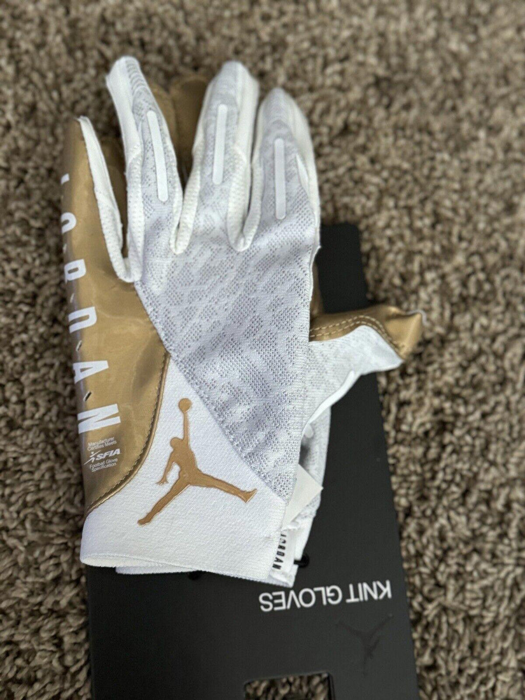 Nike Jordan Vapor Knit 4.0 Football Gloves White Gold sz MED
