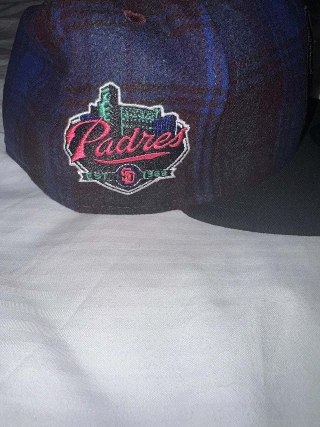 NWT New Era San Diego Padres Flannel Mascot Fitted Hat Plaid RARE Sz 7 1/8