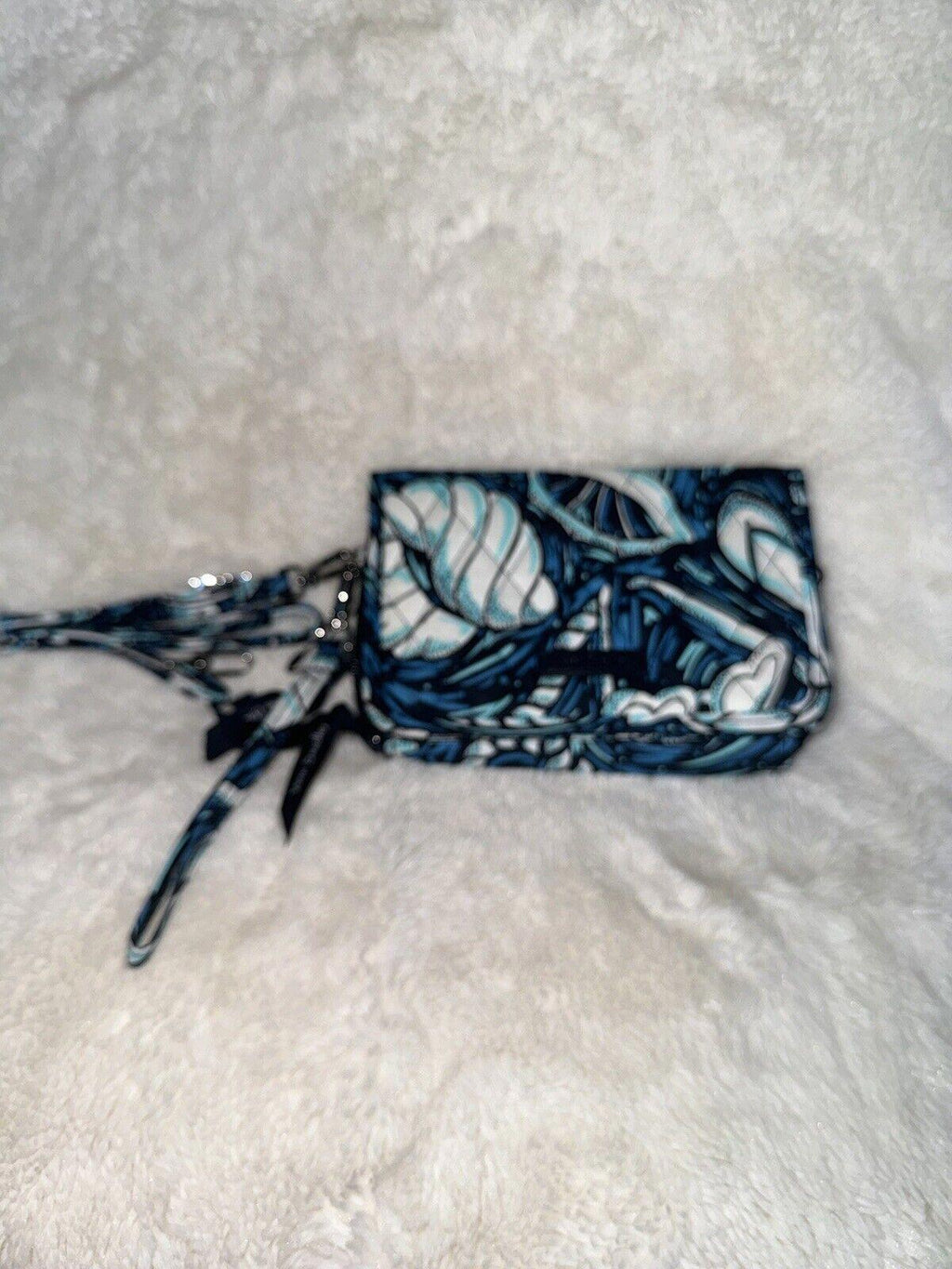Vera Bradley RFID 3 in 1 Crossbody In Shore Enough NWOT