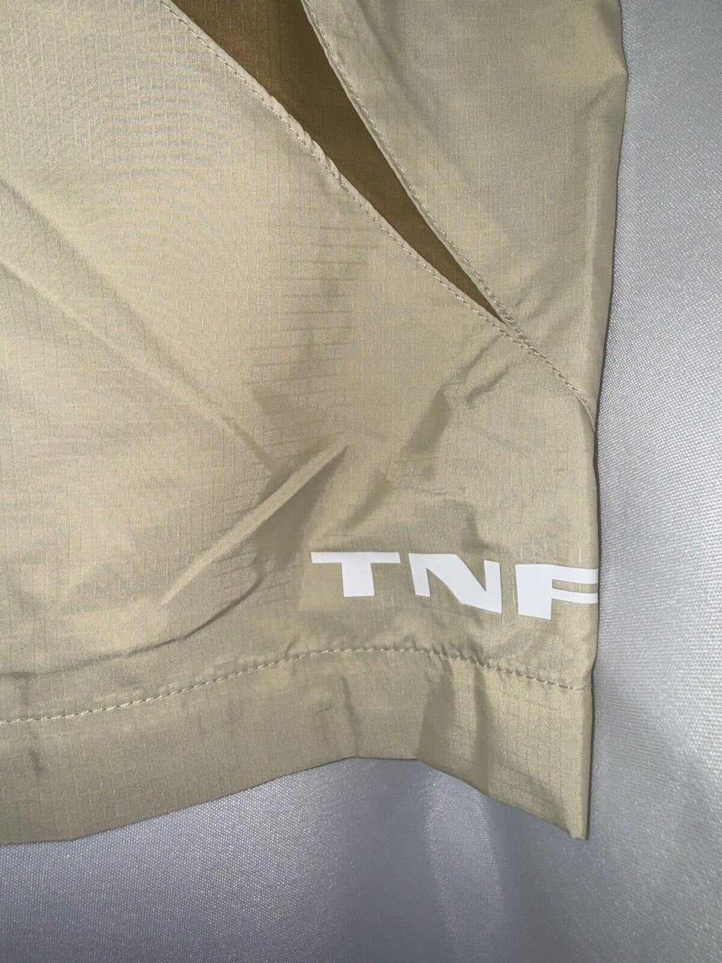 The North Face Women’s TNF x Shorts Gravel/White (L)