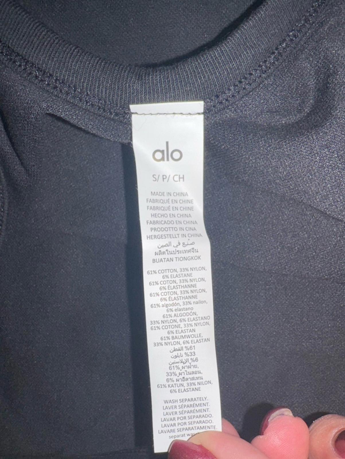 NEW Authentic Alo Yoga seamless chosen tank Black. Small. NWT
