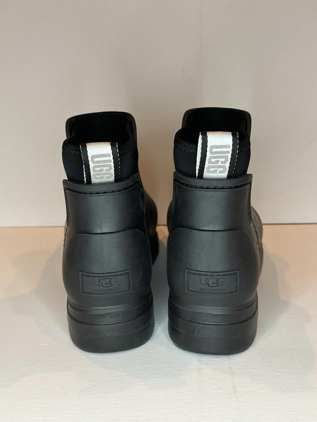 NEW! UGG CHELSEA STYLE DROPLET RAINBOOTS 1130831 Size 10 W- NWOT