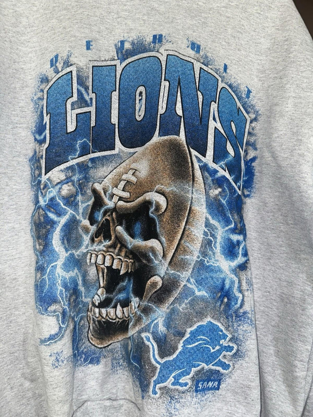 Unisex Gray SANA x Detroit Lions Skull Football Crewneck NFL - Size L NWOT