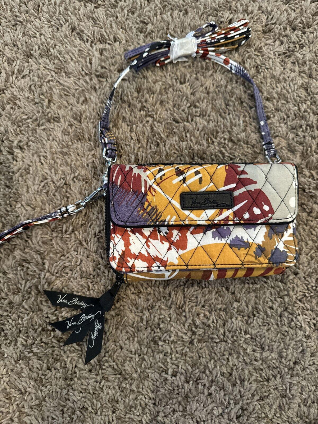 Vera Bradley  Little Crossbody in Painted Feathers . Retired print. NWOT