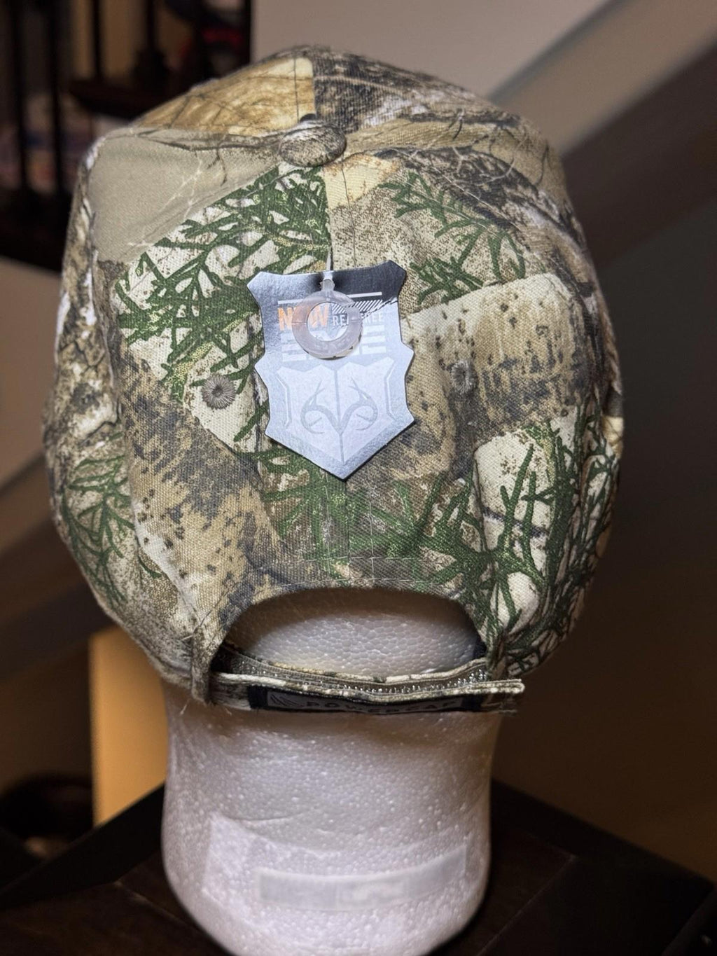 Powercap Hat Cap by Panther Vision 4 LEDs RealTree Xtra Camouflage NEW w/ Tags