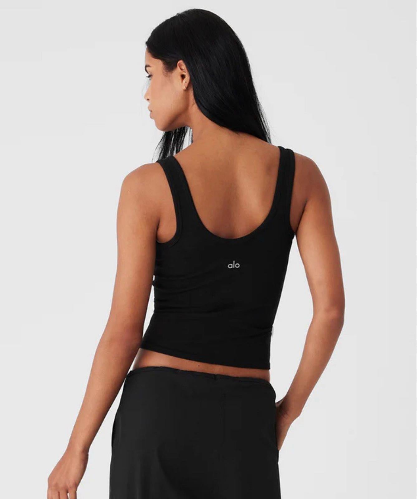NEW Authentic Alo Yoga seamless chosen tank Black. Small. NWT