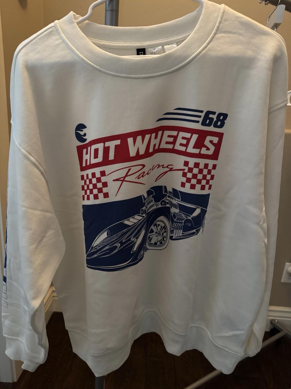 NEW! H&M Hot Wheels SweatShirt White W/Blue & Red NWT Medium