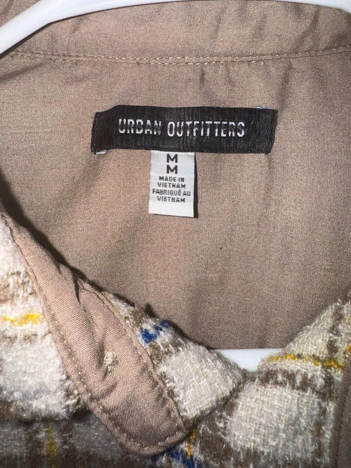NWOT Urban Outfitters UO Con Boucle Overshirt Medium NEW