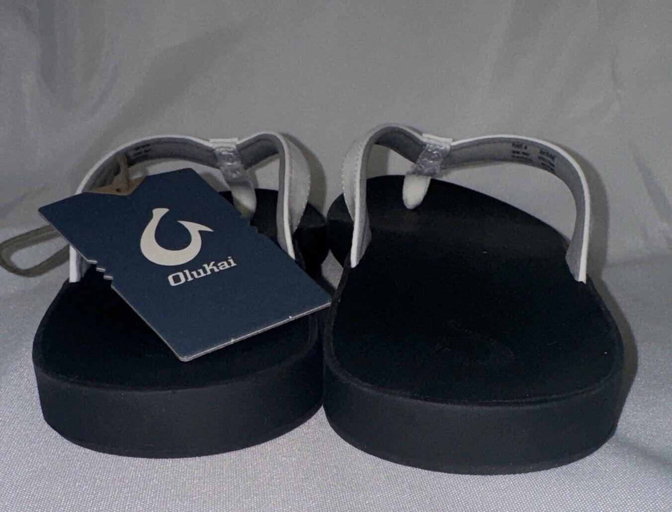 OluKai Puawe Women’s Beach Sandals- White/Black 20498-4R40 - Size 9