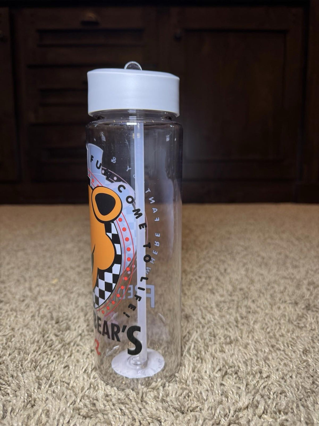 BIOWORLD FIVE NIGHTS AT FREDDYS FNAF FREDDY FAZBEAR PIZZA 24 FL OZ WATER BOTTLE