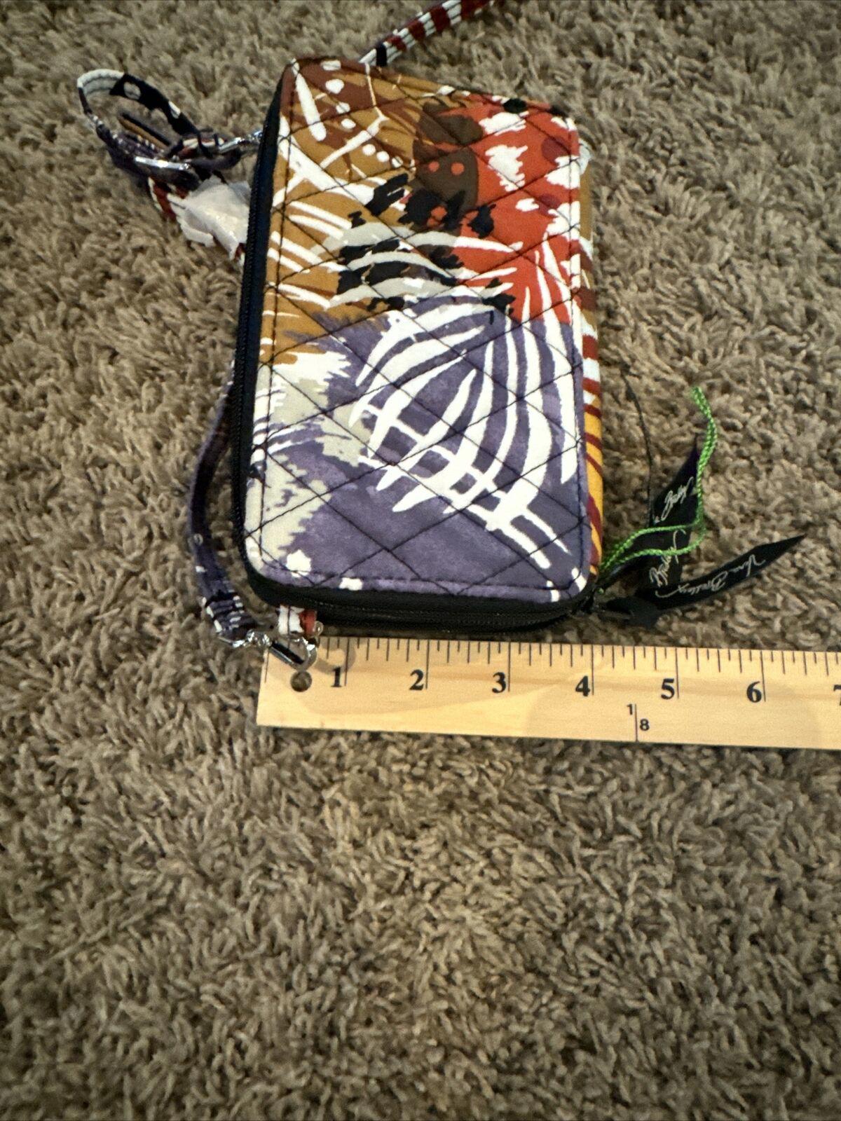 Vera Bradley  Little Crossbody in Painted Feathers . Retired print. NWOT