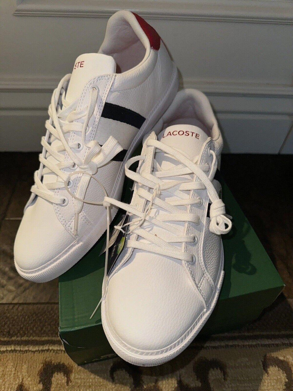 Stunning Lacoste Grad Vulc 2 SOLD OUT Model! MSRP:$120