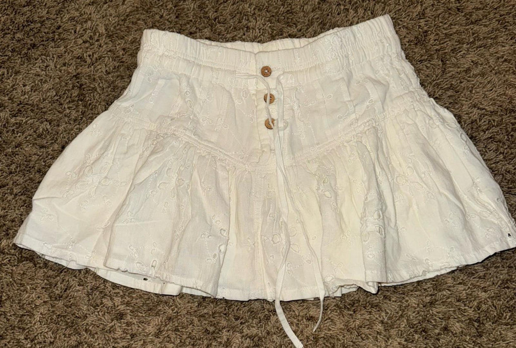 Free People Roselle Eyelet Mini Skirt in Ivory Size XS NWT