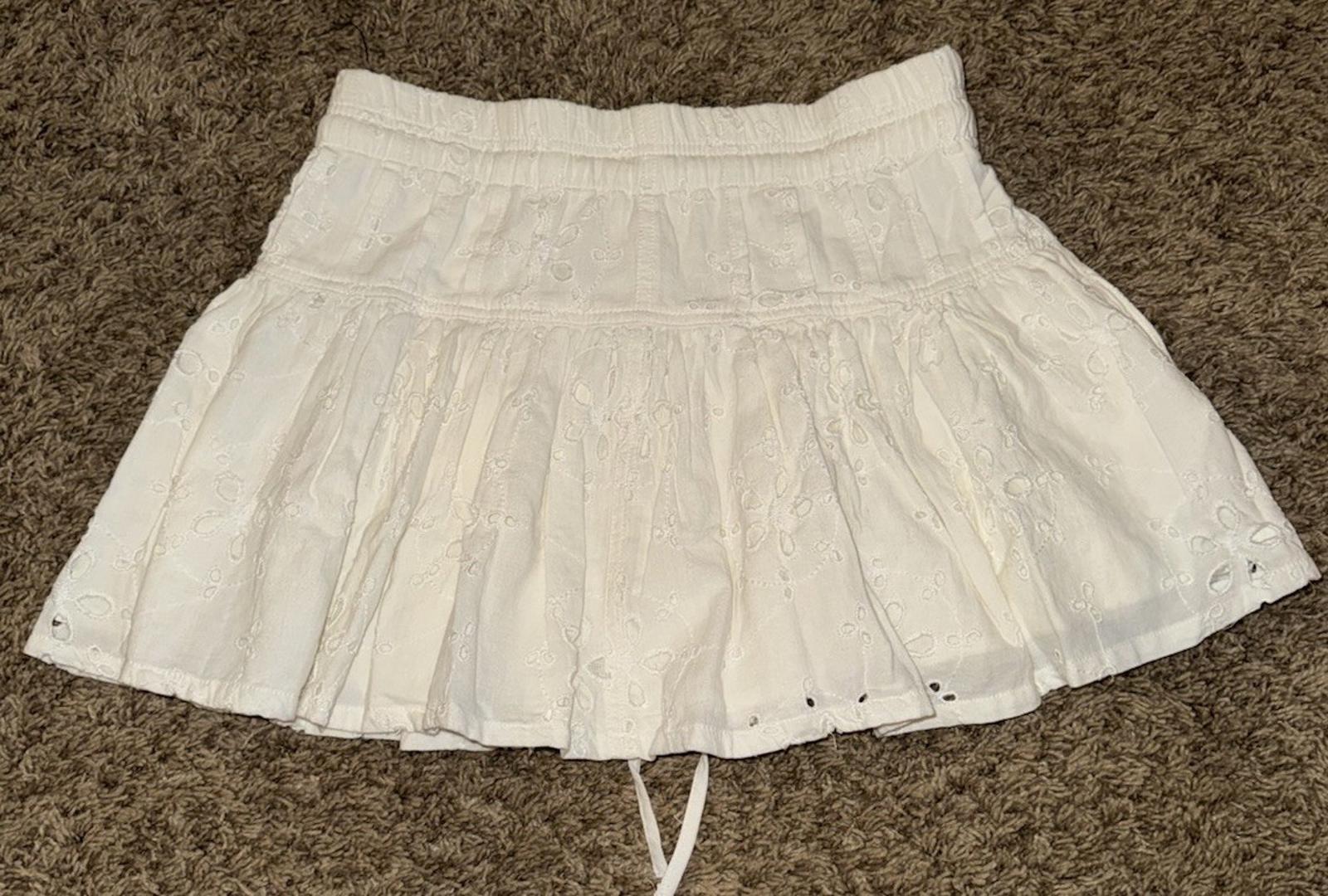 Free People Roselle Eyelet Mini Skirt in Ivory Size XS NWT