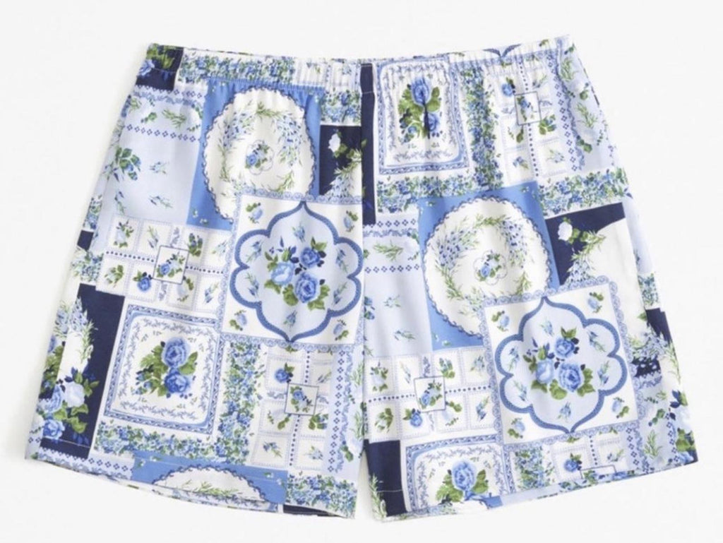 NEW Abercrombie & Fitch Blue Faux Silk Pull-On Short Blue floral- Size XXS