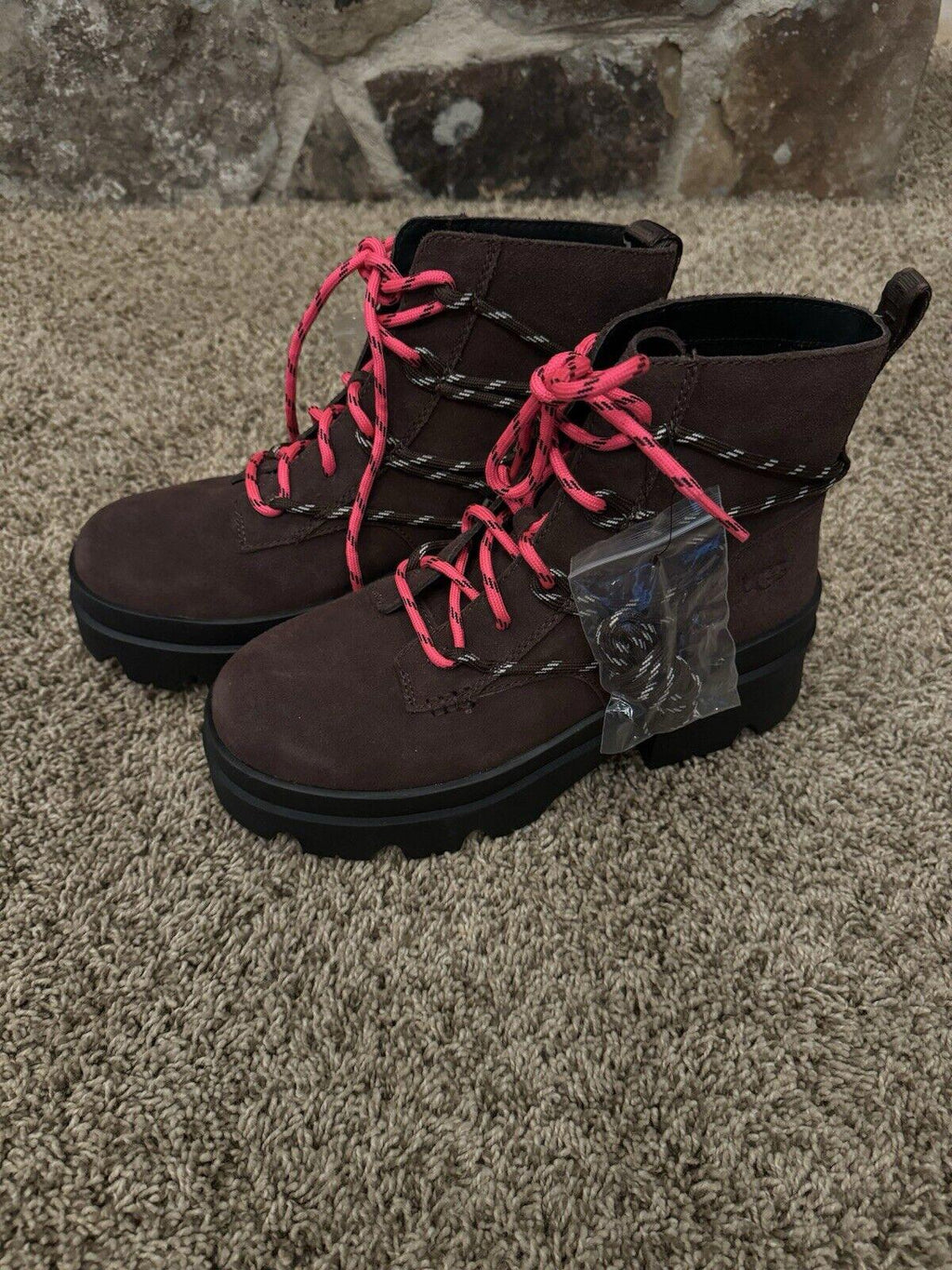 UGG BRISBANE LACE-UP SUEDE PLATFORM BOOTS SIZE 9.5