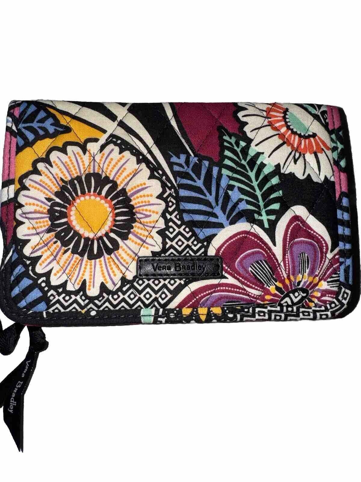 RARE Vera Bradley Kauai Floral RFID 3-in-1 Crossbody Bag Zip  Snap Wristlet NWT