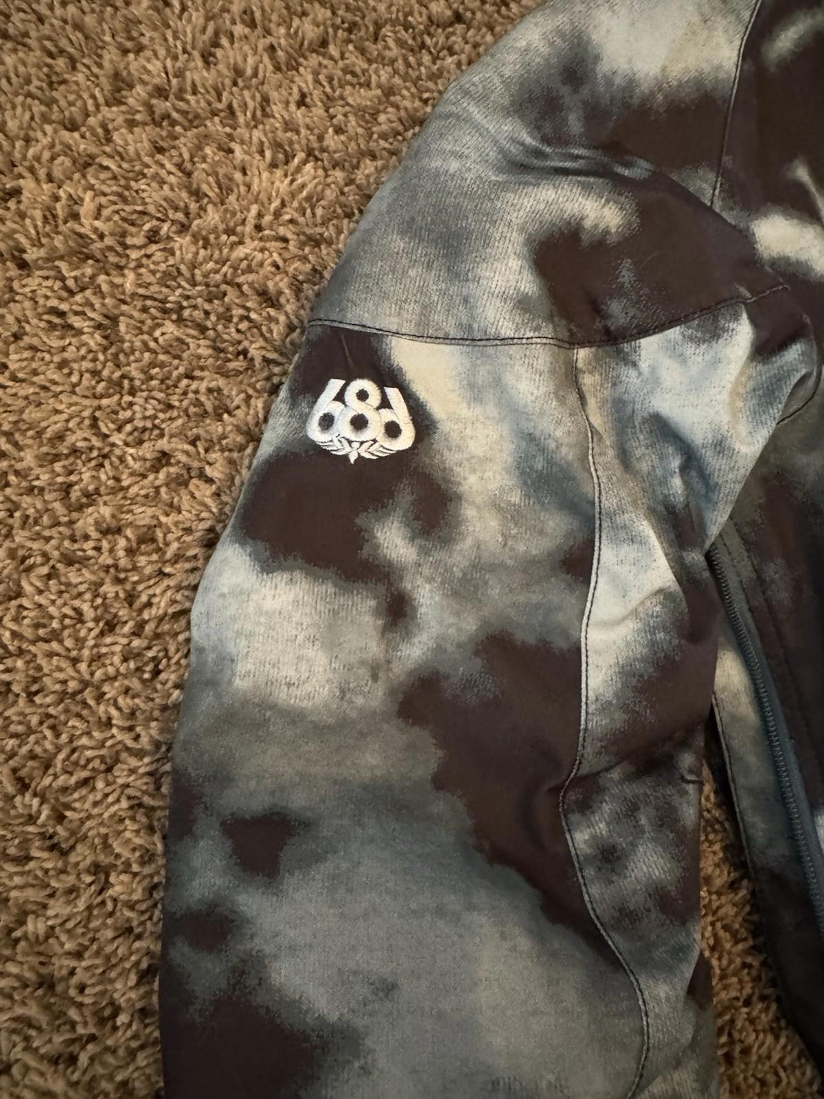 686 XS Women Upton Insulator Anorak Jacket (M) Green. Slightly Used -see Details