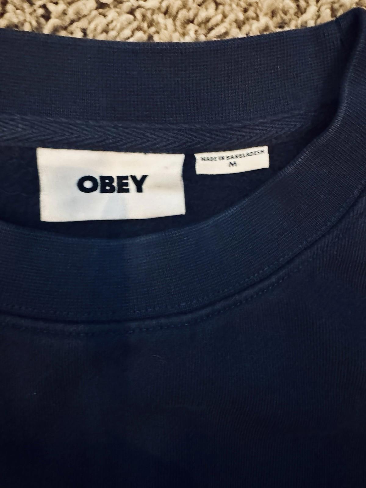 NEW! OBEY STUDIOS FADED CREW Navy Blue Size Medium