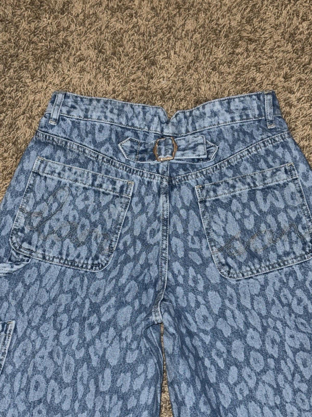 Revolve Damson Madder Drew Straight Leg in Leopard Jaguar Laser Blue size 8 NEW!