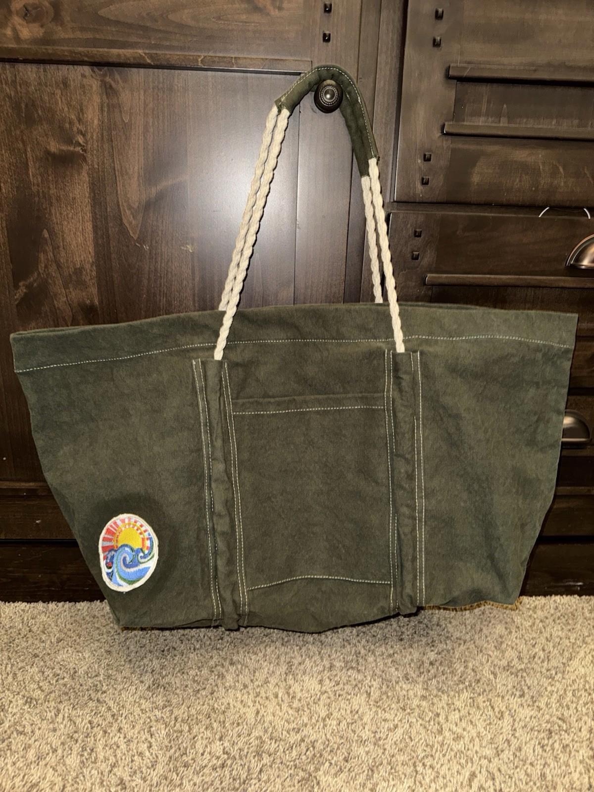 NEW FREE PEOPLE SEA SERPENT GREEN BEEN THERE BADGE PATCHES CANVAS TOTE BAG