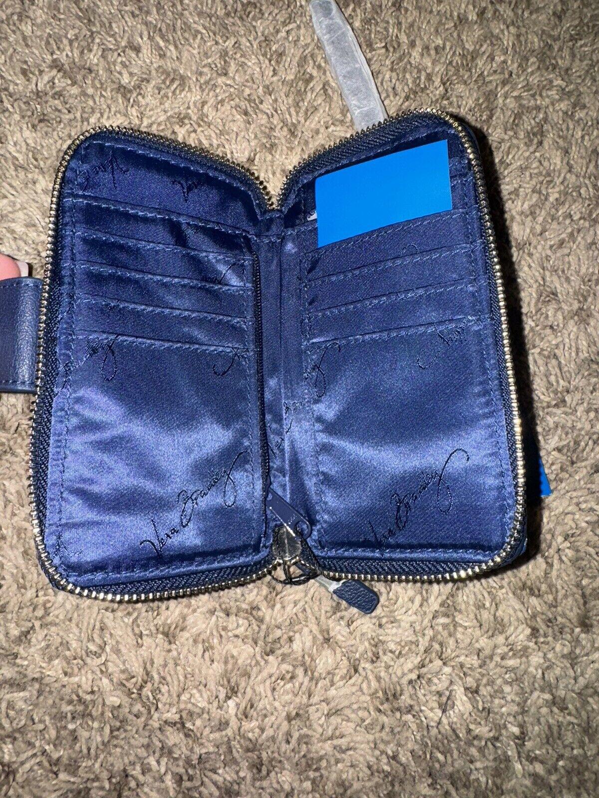 Vera Bradley RFID Smartphone Wristlet 15705 Navy & Teal- NWT