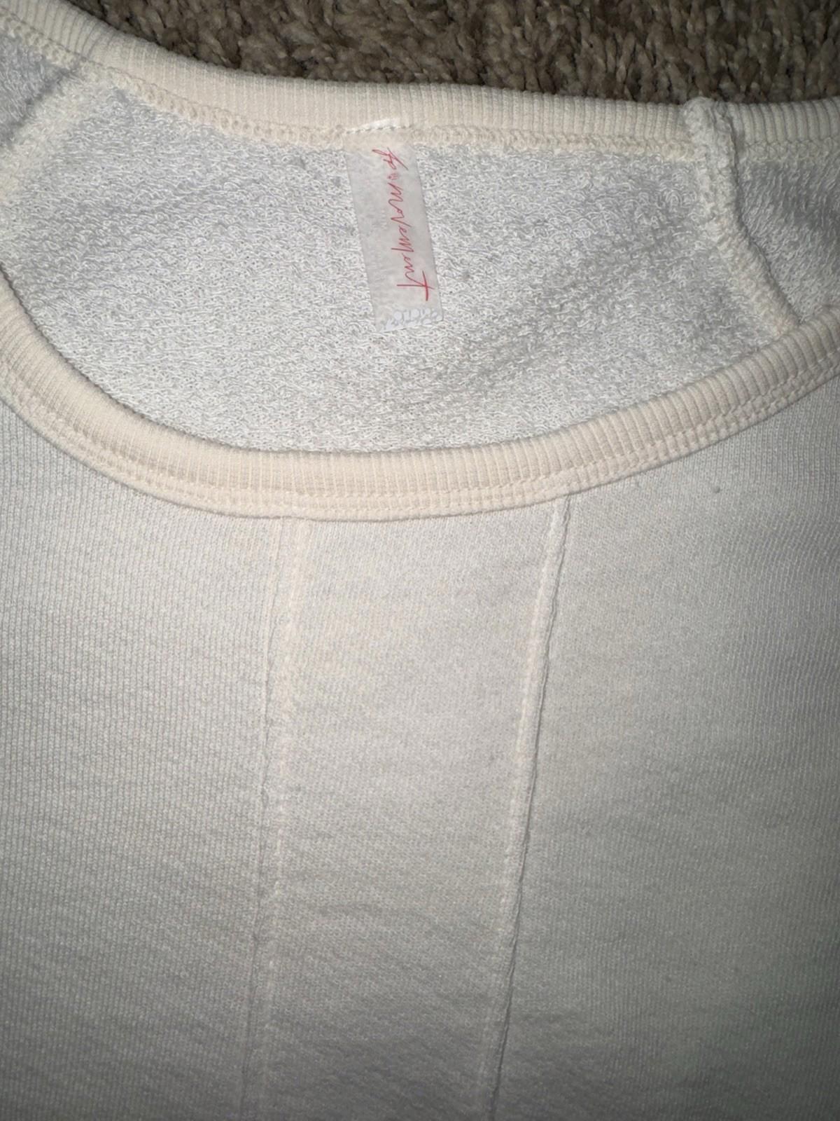 NWT Free People FP Movement I Elements Set in IVORY Size MED lounge Sold Out NEW