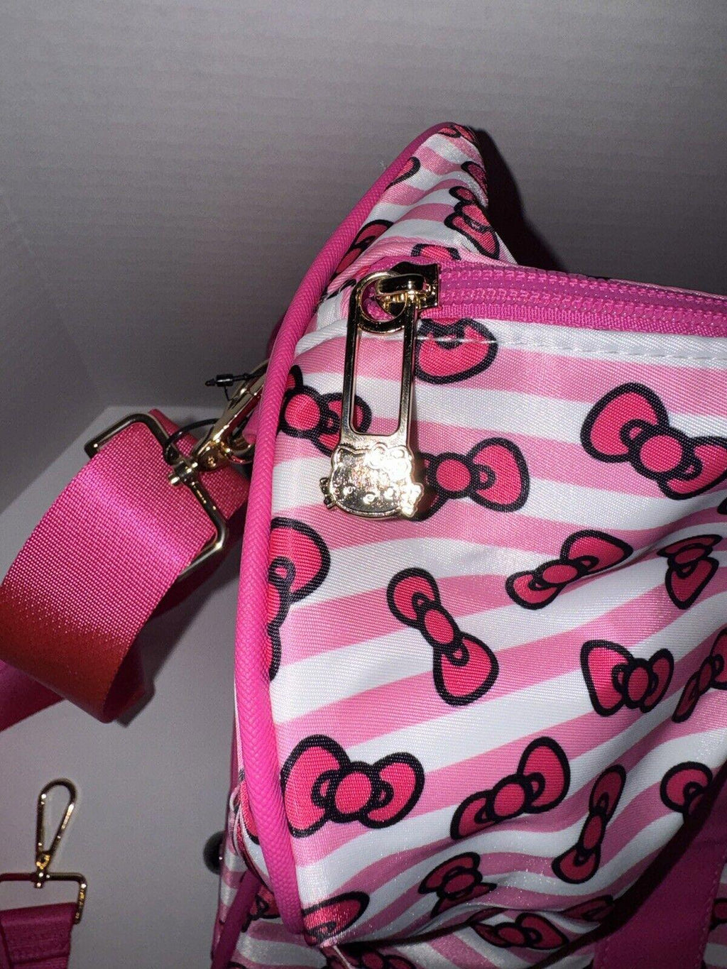HELLO KITTY 17" Wheeled Duffle Bag Officially Licensed