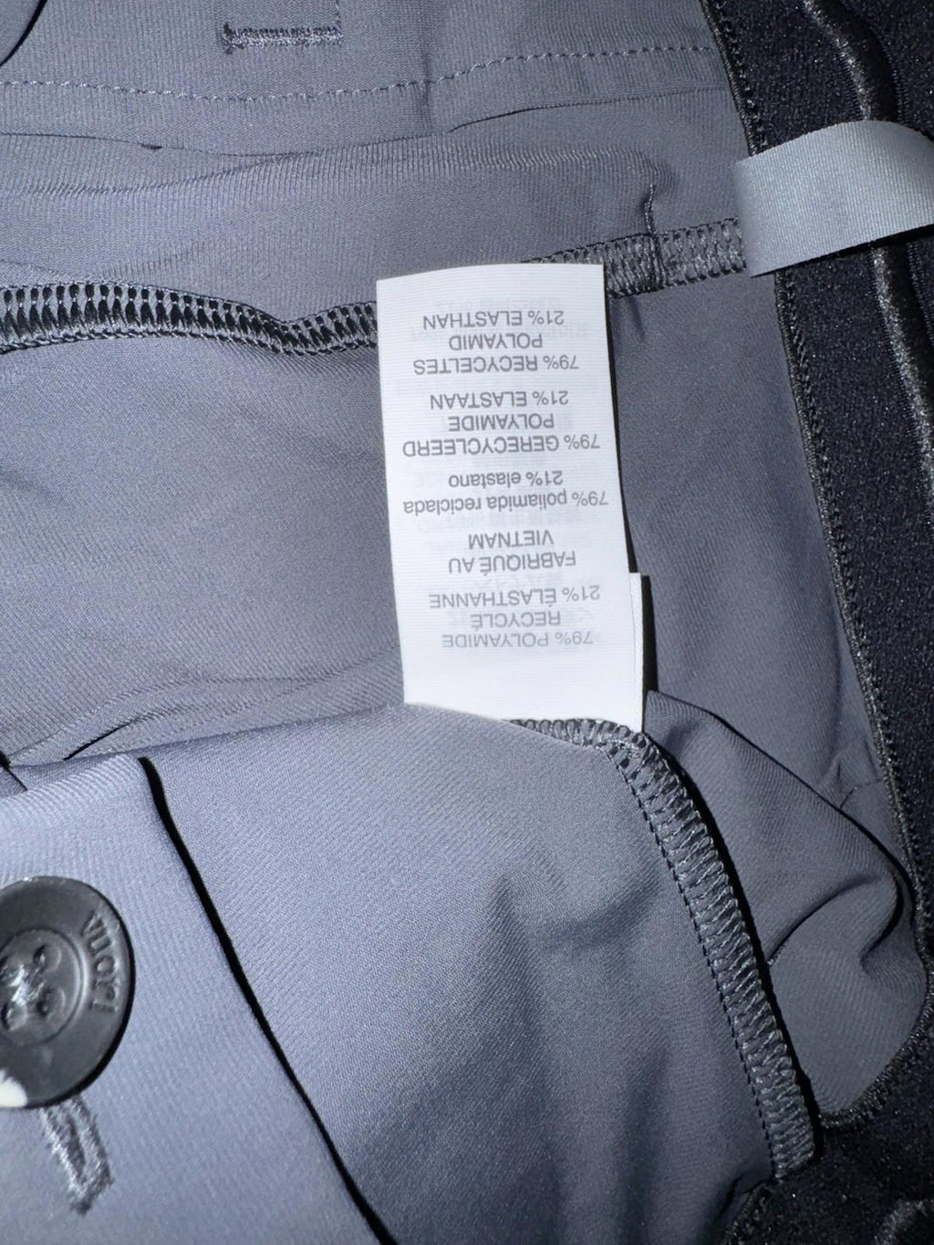 NEW VUORI Fleet Chino Shorts Men's Size 28 Charcoal  NWT