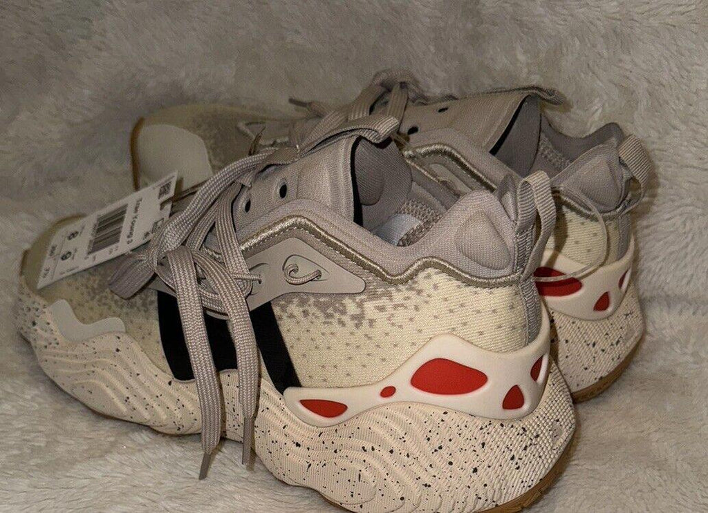 Adidas TRAE YOUNG 3 Unisex Sports Shoes Basketball sz 8