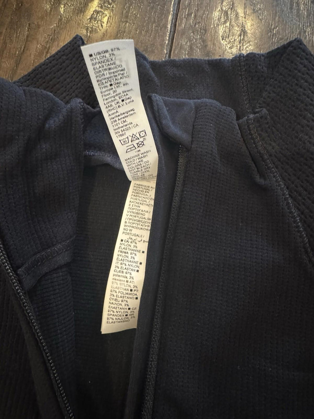 ATHLETA Momentum Seamless Half Zip Top  | Black Large #981529 NEW