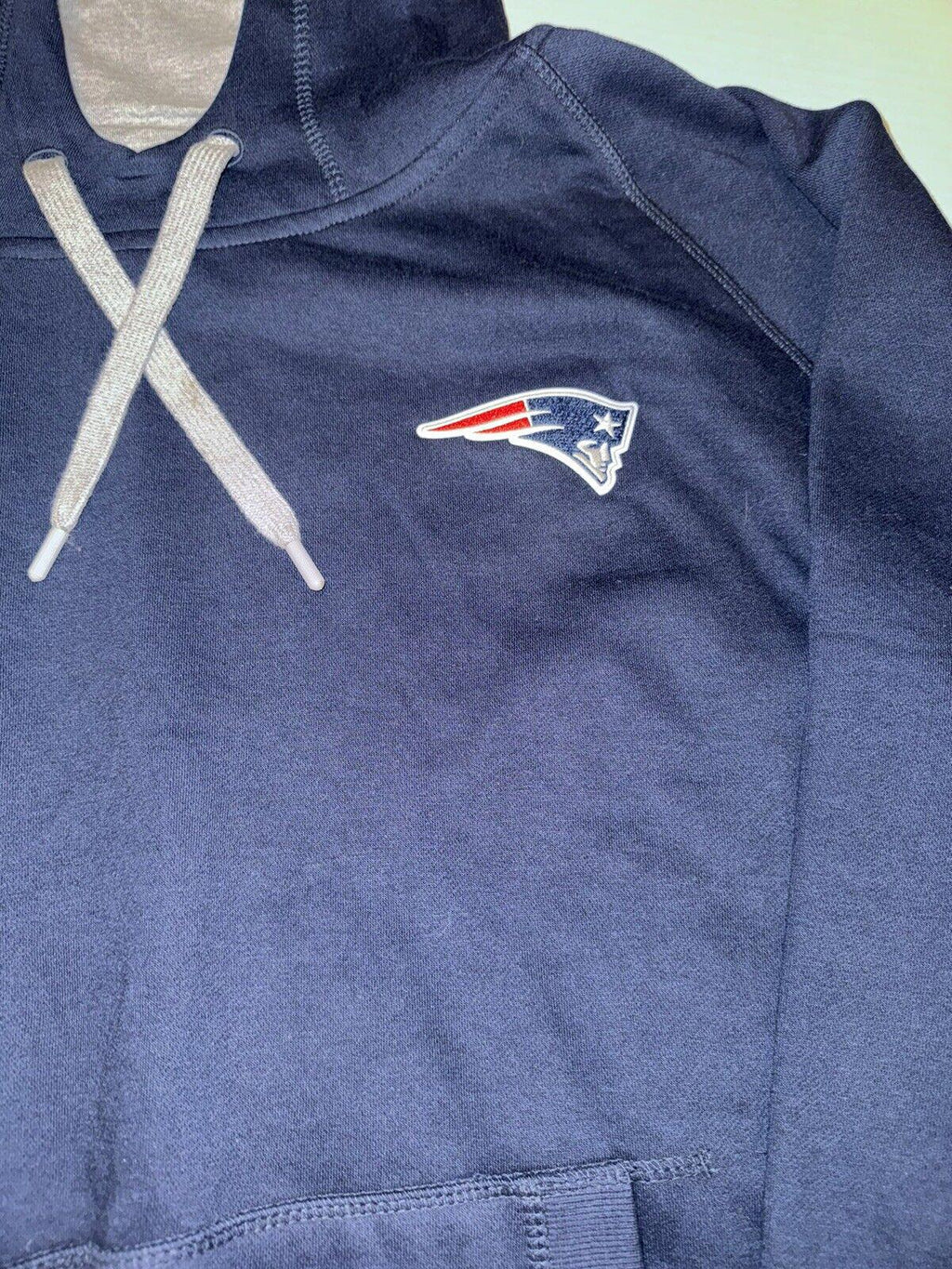 New England Patriots Men's Antigua Pullover Hoodie NWT