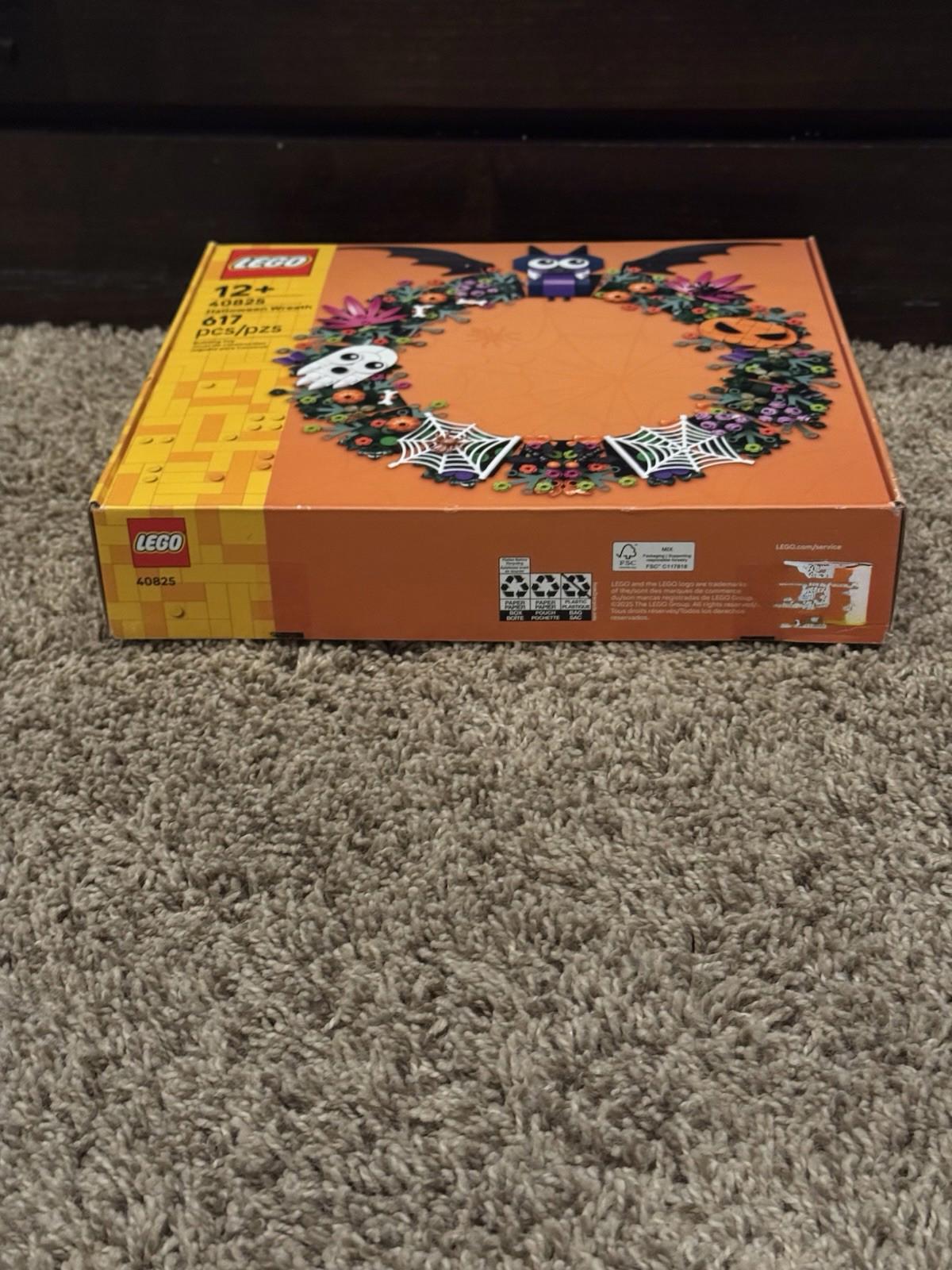LEGO Halloween Wreath (40825)