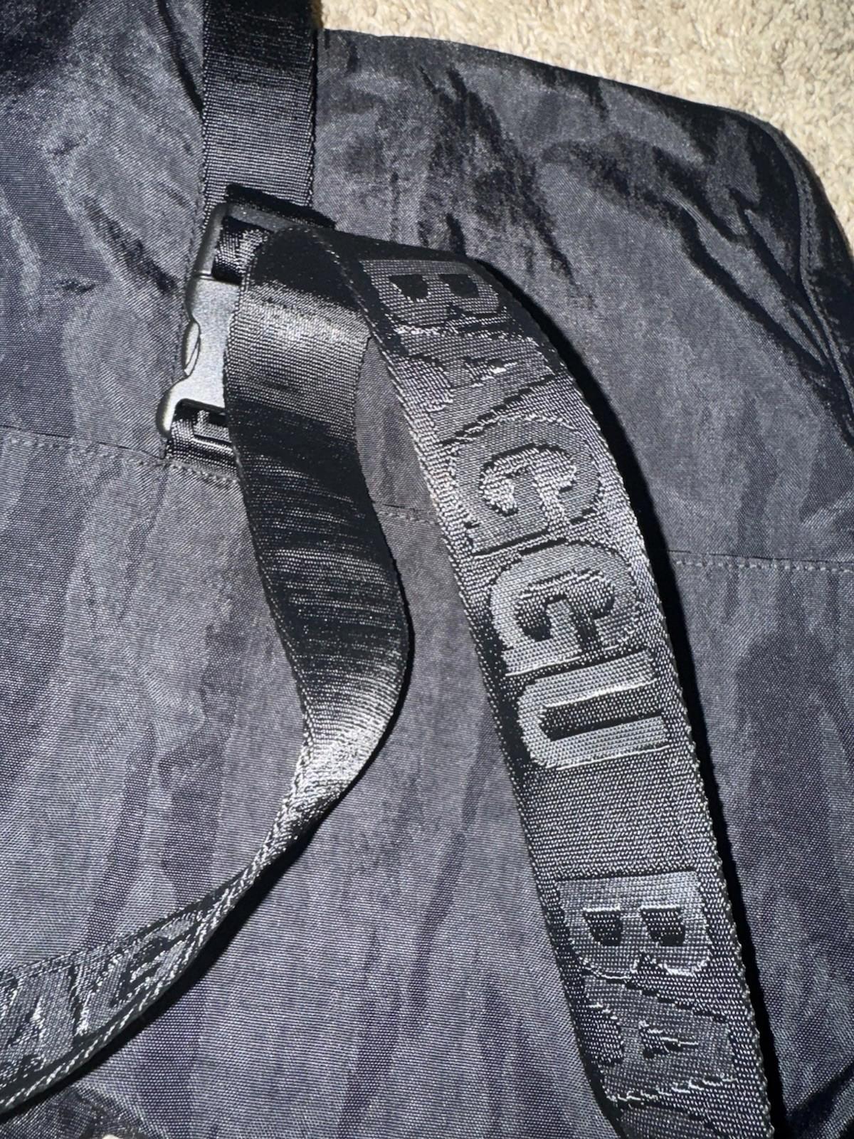 NWT BAGGU Black Messenger Bag: NEW! Sold out online!