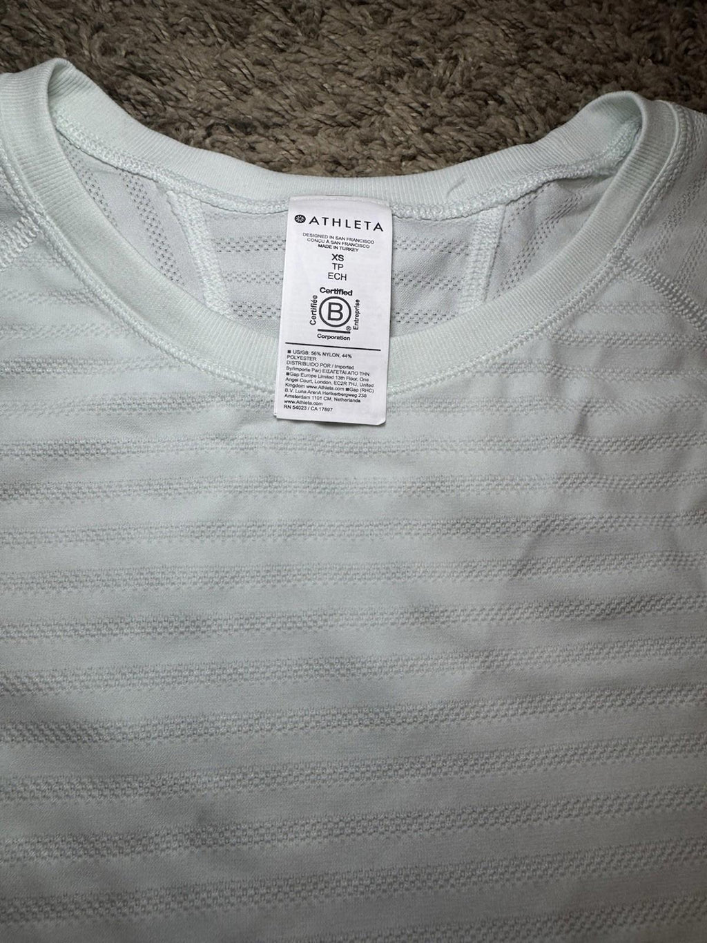 Women NEW Athleta Momentum Seamless XS Short Sleeve Tee Mint Tint #109 NEW