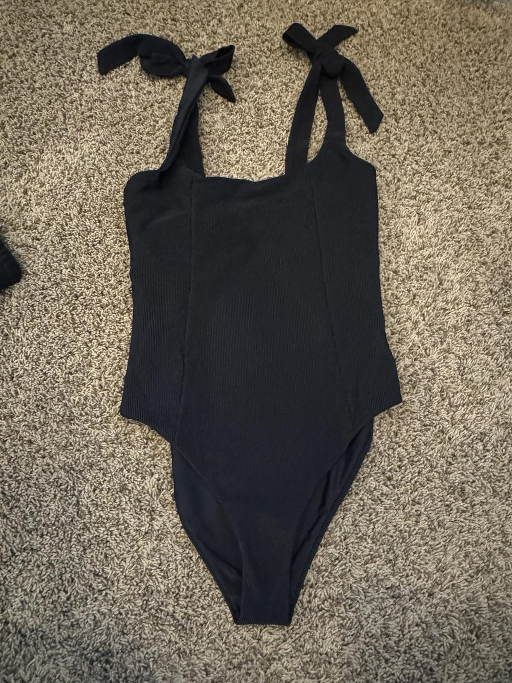 NWT Beach Riot Medium Black Ribbed Sydney Wide Straps One Piece Swimsuit USA NEW