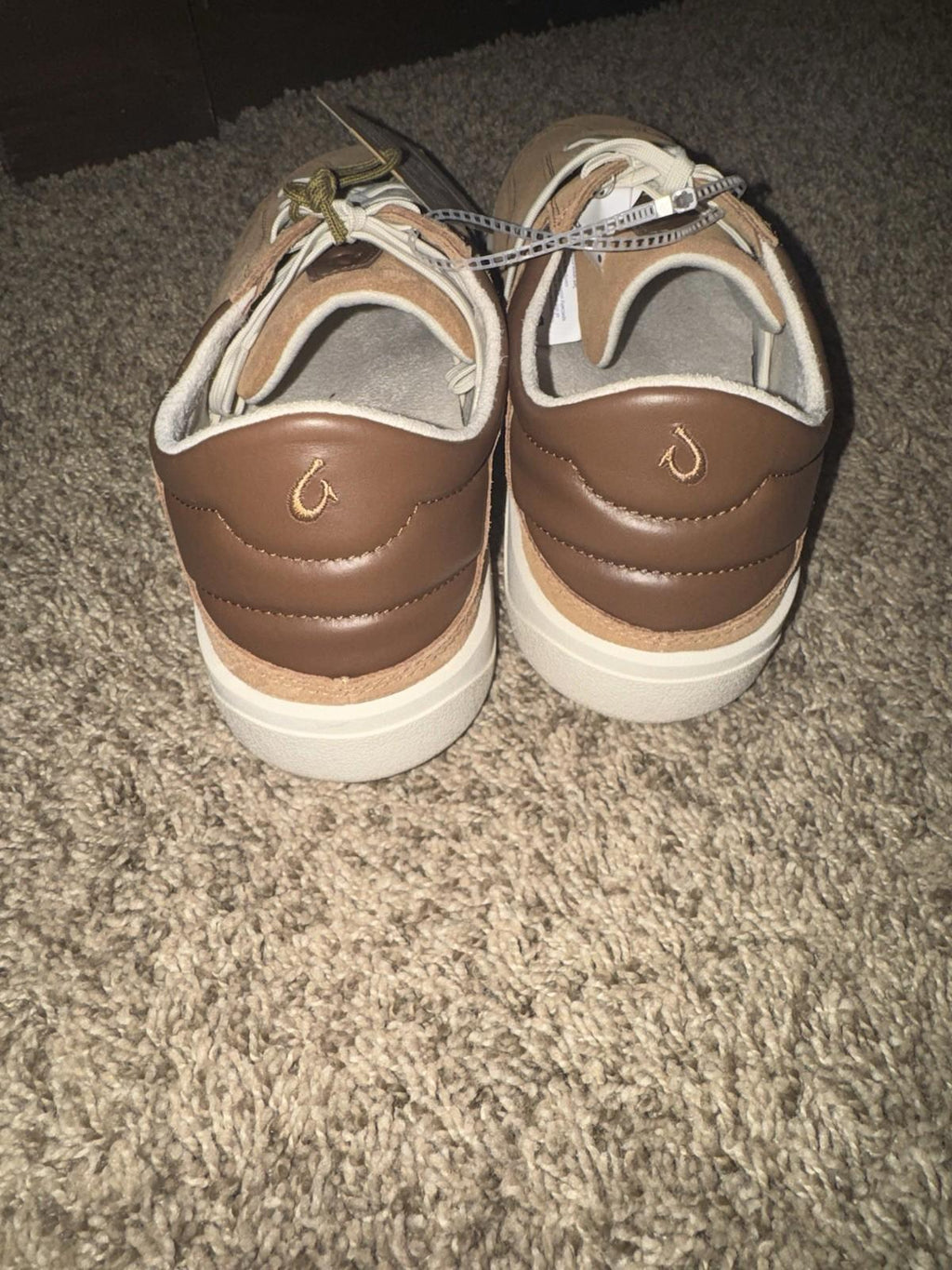 Olukai Punini Suede Men's Sneaker Shoes Tan Toffee Casual Lace Up Size 11 / 44eu