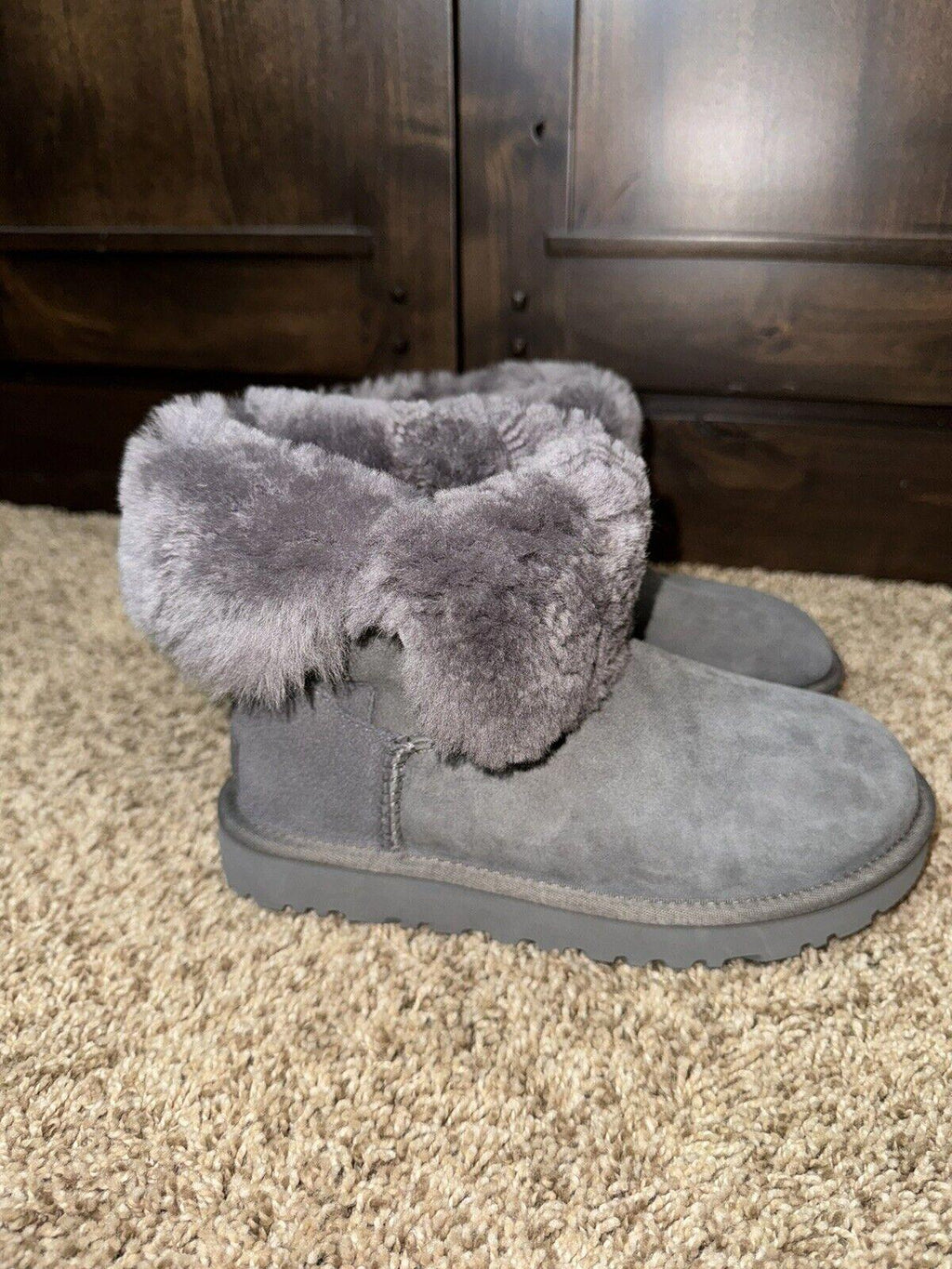 NEW! UGG Women Bailey Button II Boots Sz 5 1016226 NWOB