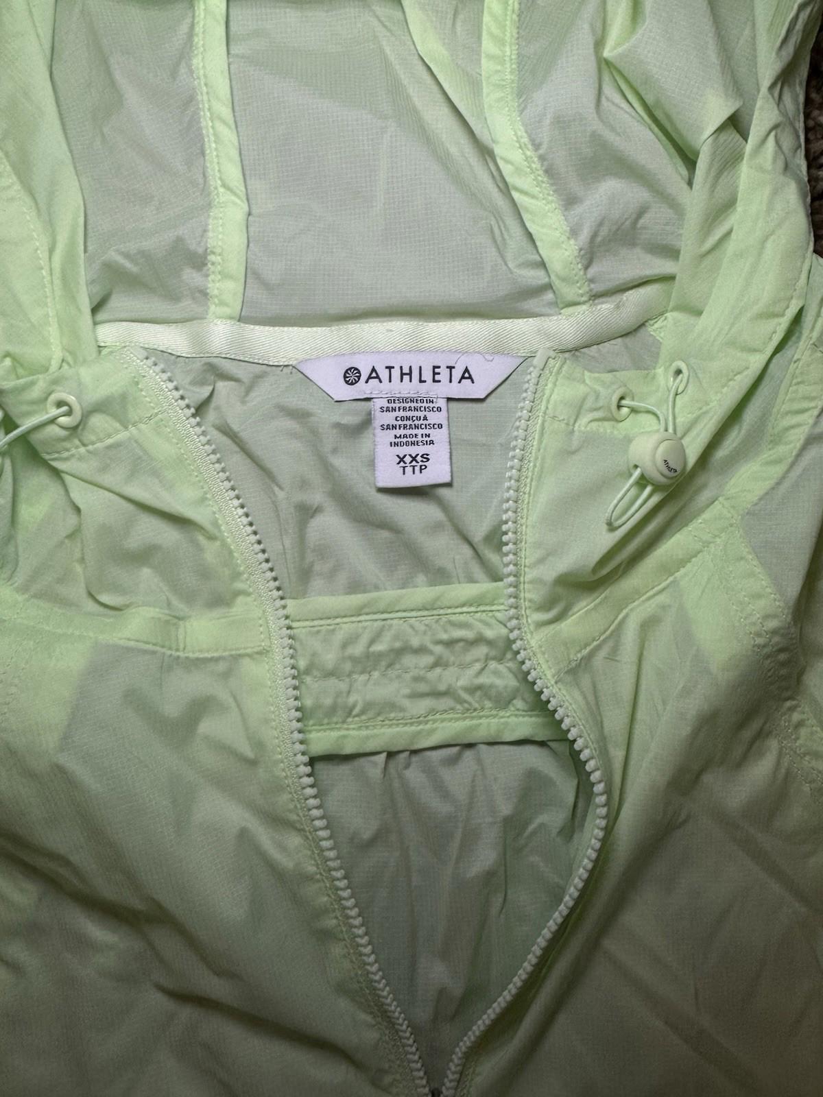 NEW! Athleta - XXS Expedition Jacket - Light green NWT