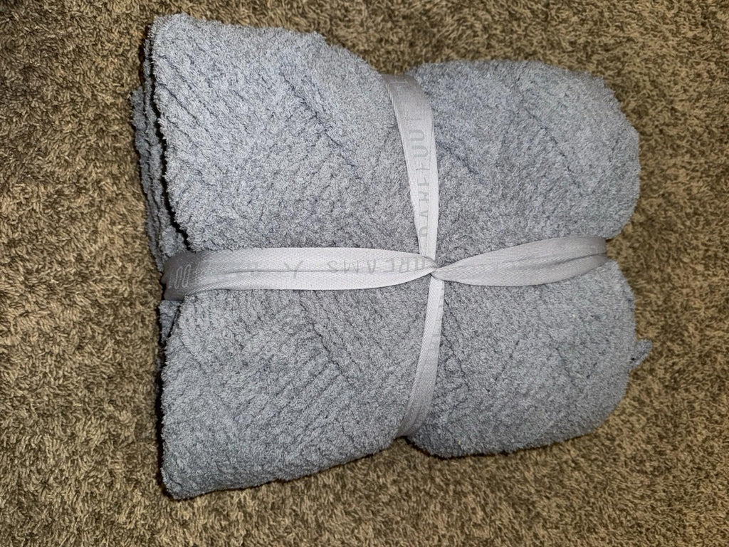 NWT $160 Barefoot Dreams CozyChic Diamond Weave Throw Blanket Gray 45"X60"