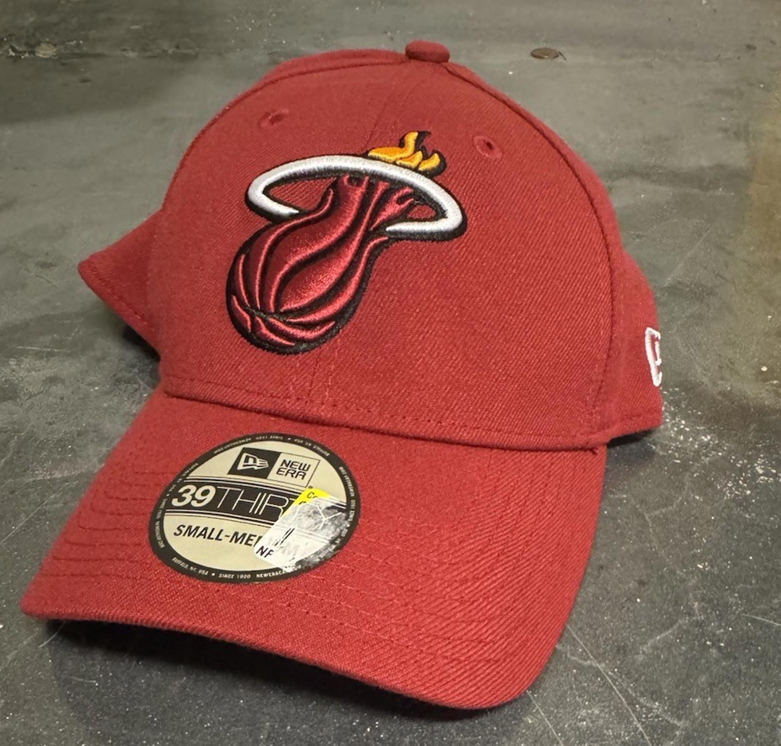 New Era Miami Heat The League 9FORTY Adjustable Cap Black  (OSFA)