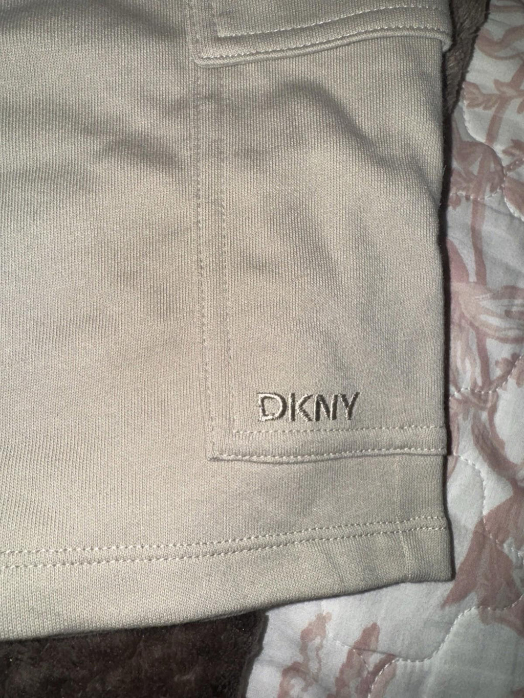 NEW! DKNY Women's French Terry Classic Fit Ultra-Soft Cargo Short Medium